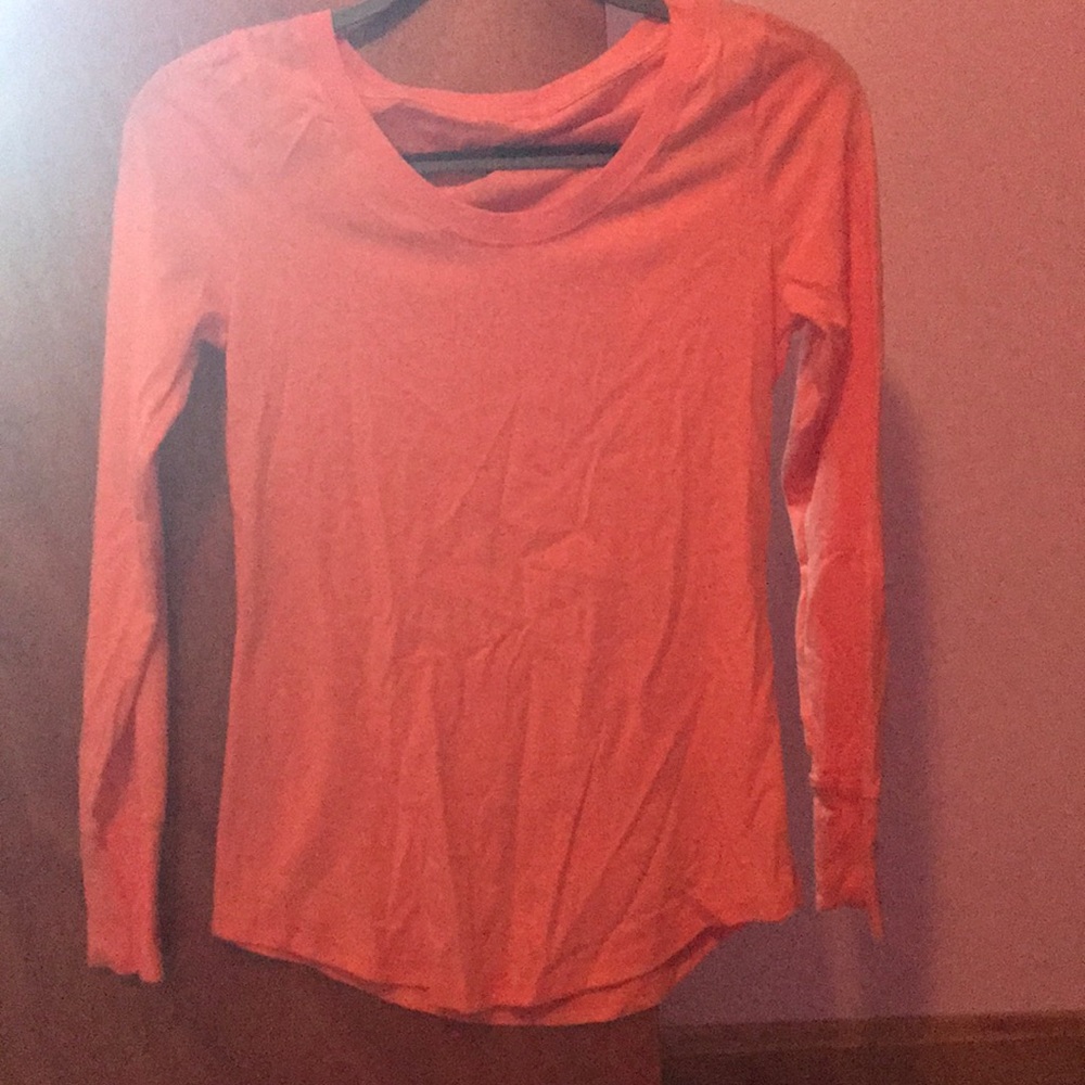 basic long sleeve shirt
